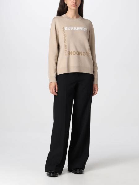 Pullover Burberry in misto lana con orsetto Thomas in jacquard